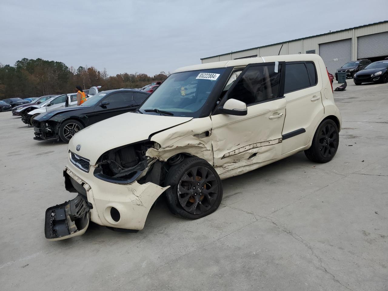 2013 Kia Soul + VIN: KNDJT2A64D7575077 Lot: 85222884