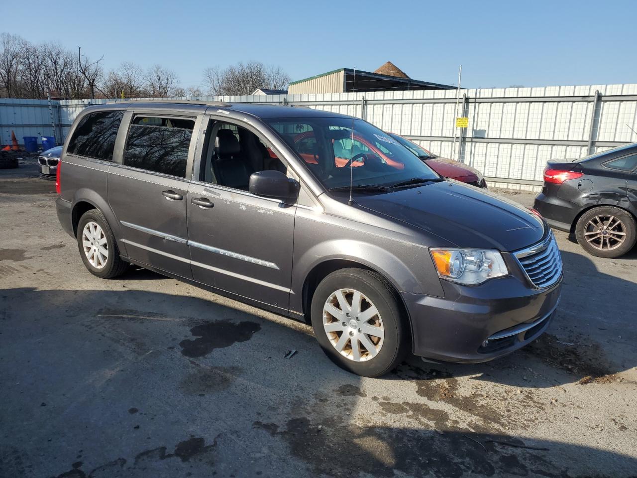 2C4RC1BG9FR618298 2015 Chrysler Town & Country Touring