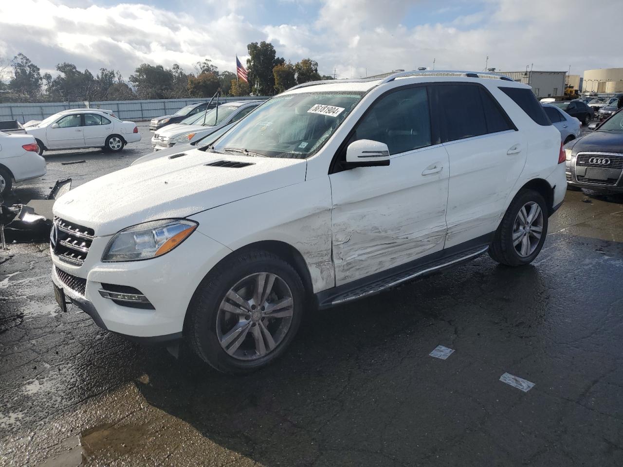 2014 Mercedes-Benz Ml 350 4Matic VIN: 4JGDA5HB3EA330939 Lot: 86181904