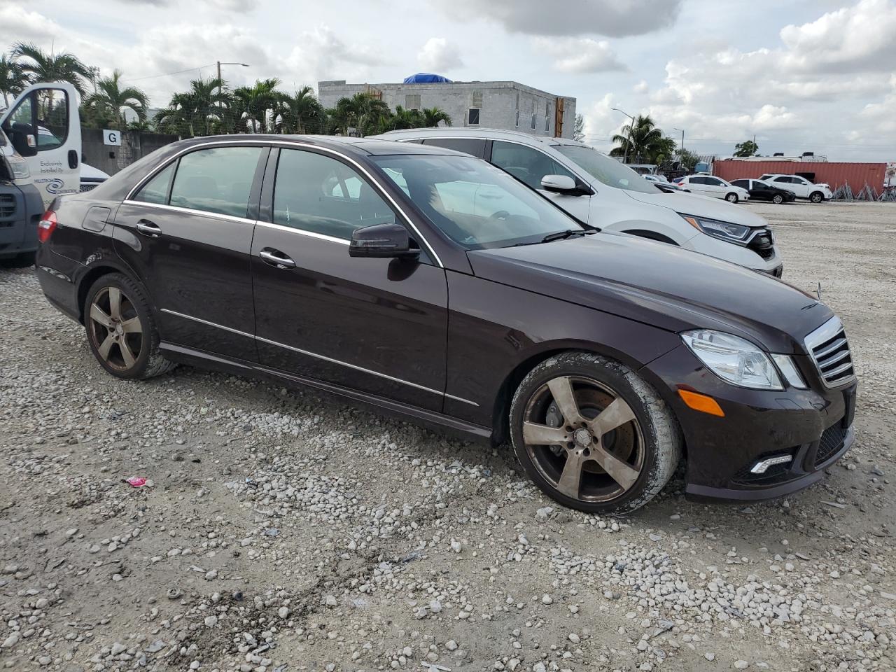 2011 Mercedes-Benz E 550 4Matic VIN: WDDHF9ABXBA497499 Lot: 86652744