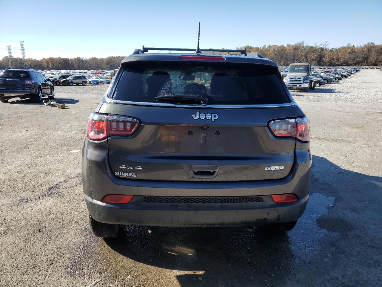 2017 Jeep Compass Latitude VIN: 3C4NJDBB6HT636123 Lot: 84089604