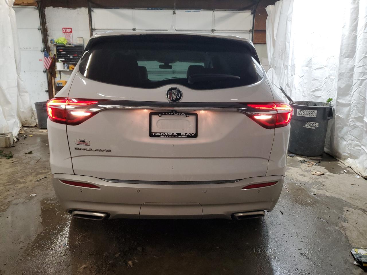 2020 Buick Enclave Essence VIN: 5GAERBKW1LJ127977 Lot: 83071424