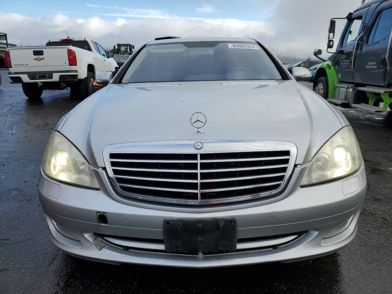 2007 Mercedes-Benz S 550 VIN: WDDNG71X07A084725 Lot: 86860364