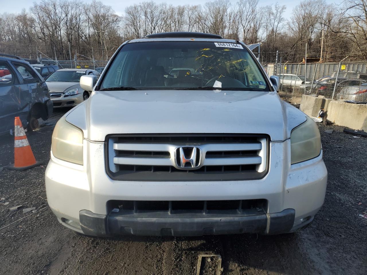 2006 Honda Pilot Ex VIN: 5FNYF18696B013775 Lot: 86812164