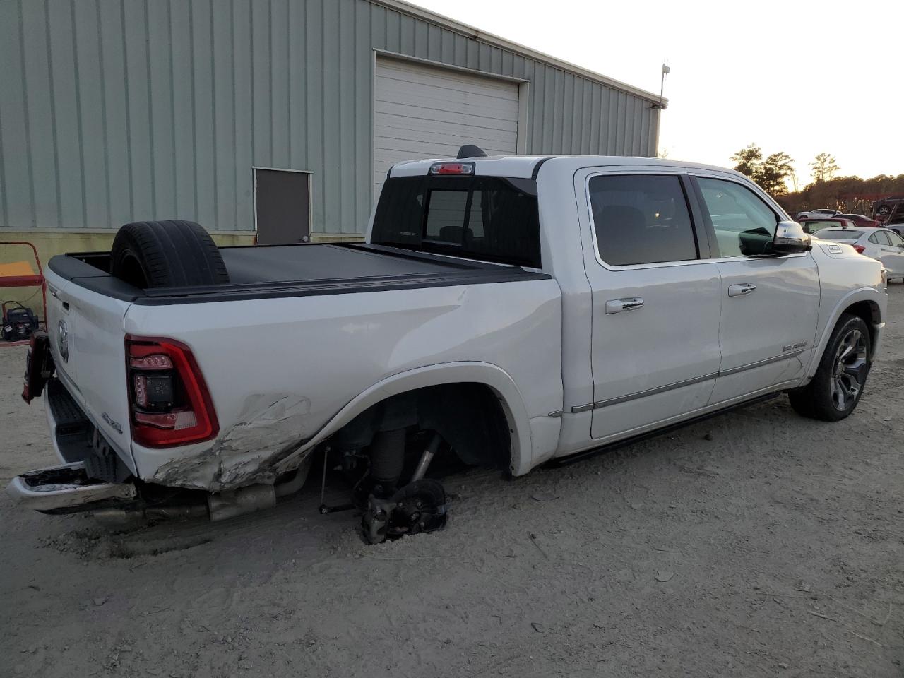 2022 Ram 1500 Limited VIN: 1C6SRFHT6NN385470 Lot: 83357024