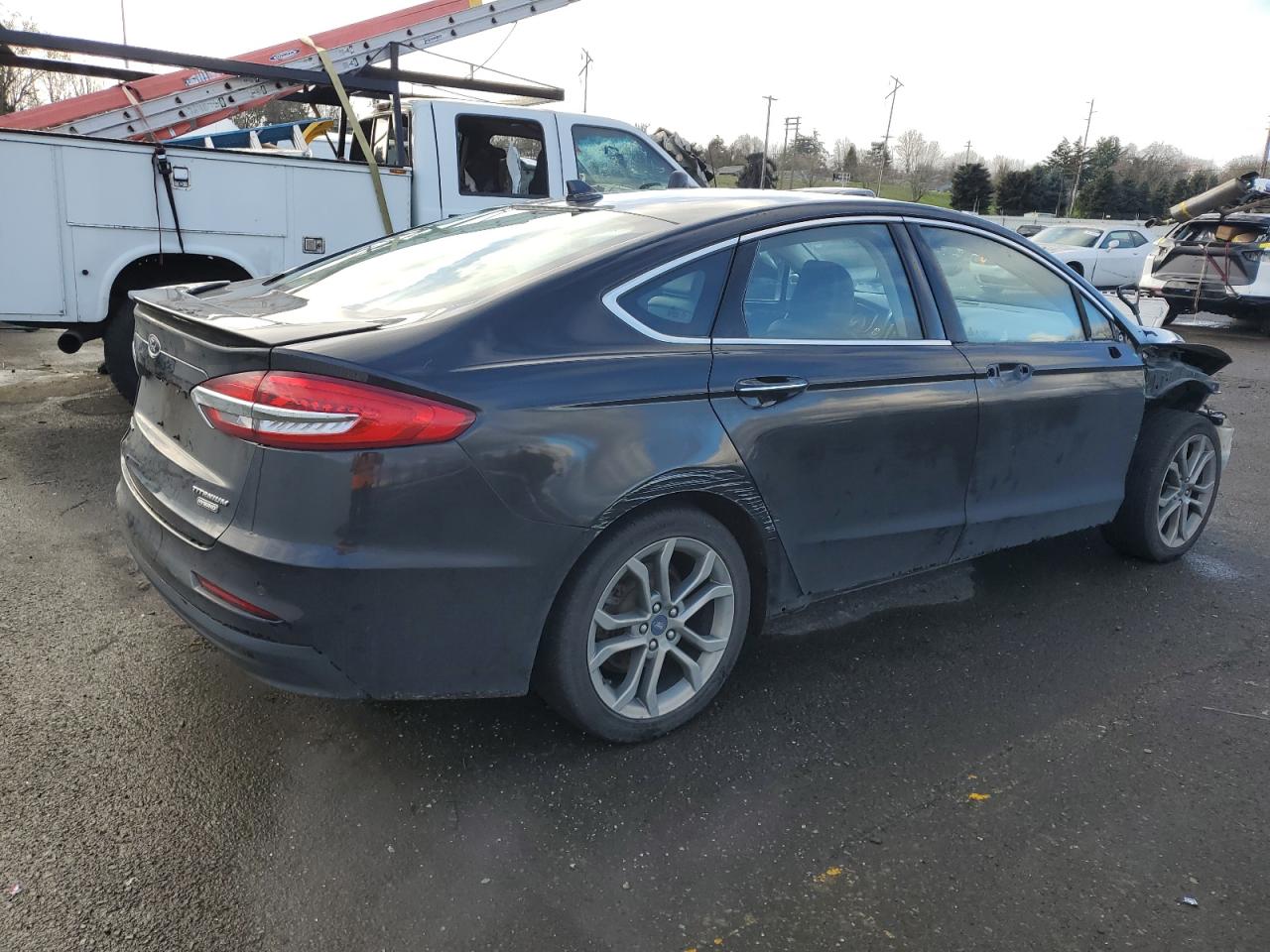 3FA6P0RU3LR157270 2020 Ford Fusion Titanium