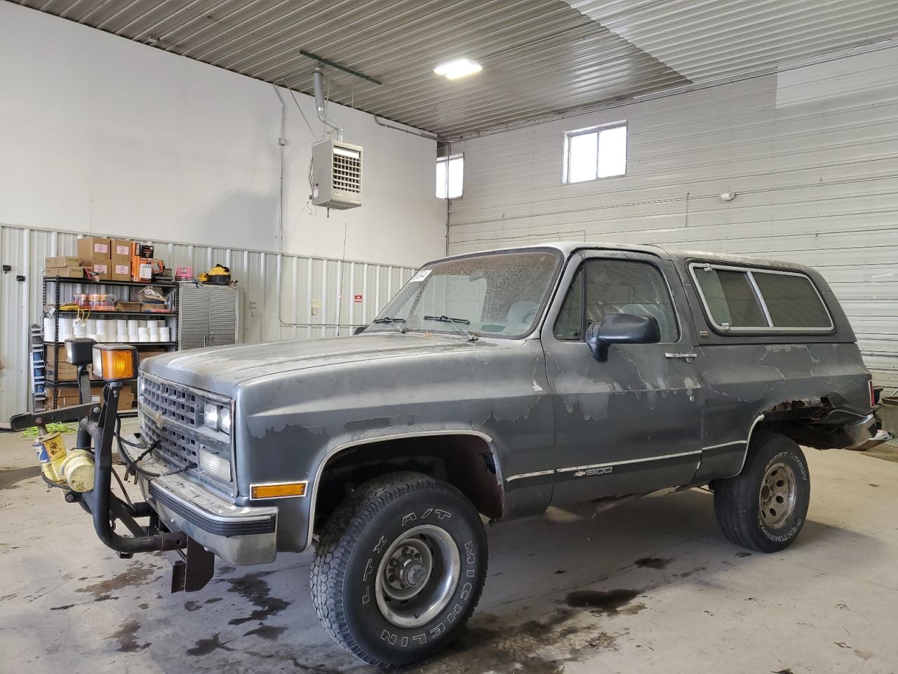 1990 Chevrolet Blazer V10 VIN: 1GNEV18K0LF158897 Lot: 83863844