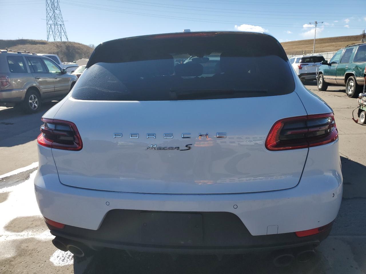 WP1AB2A50GLB41209 2016 Porsche Macan S