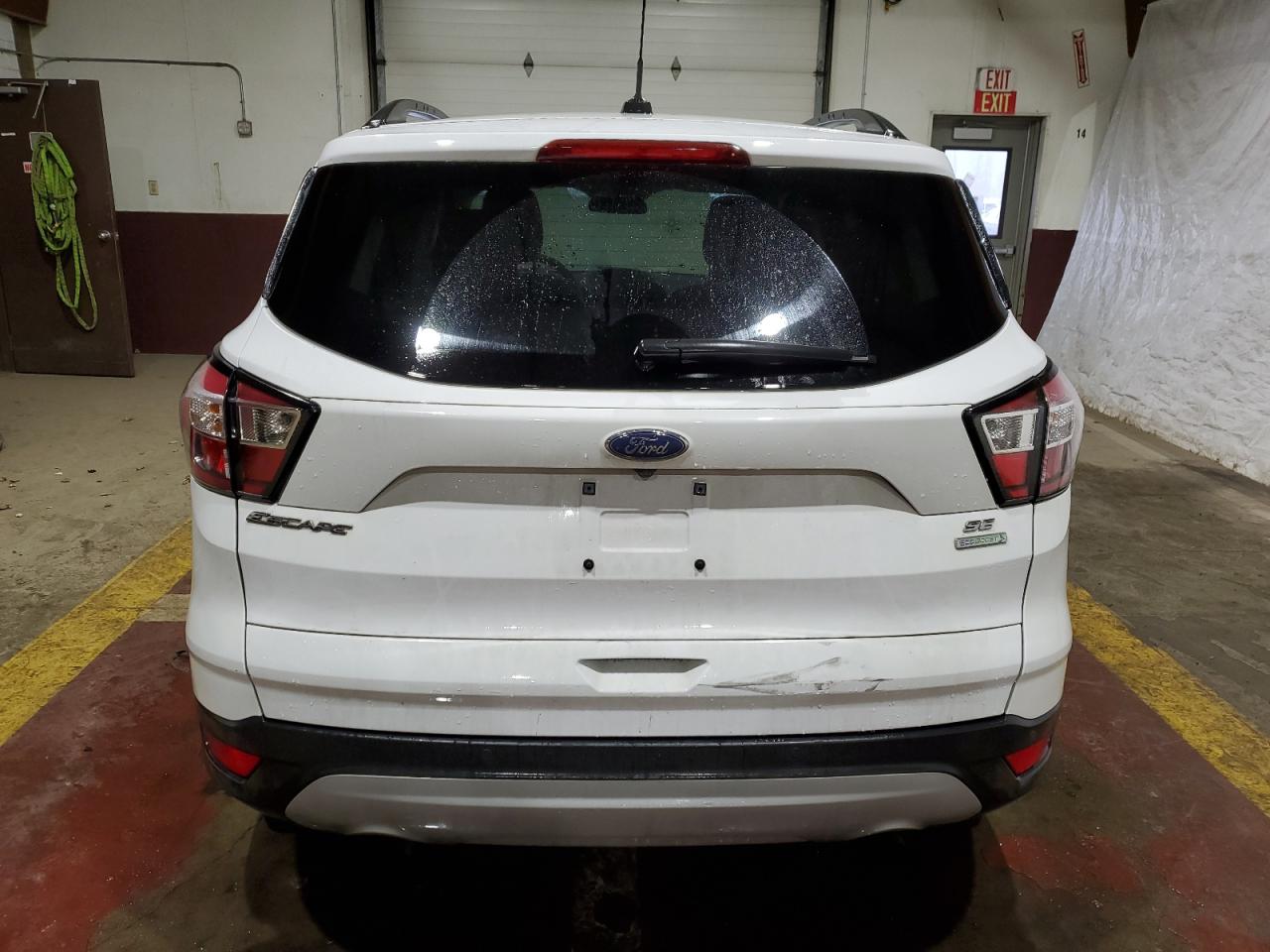 1FMCU0GD0JUC90501 2018 Ford Escape Se