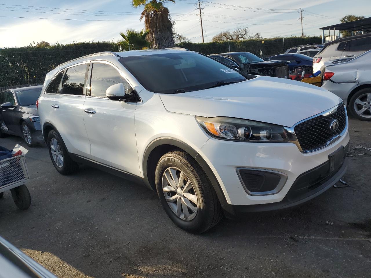 2018 Kia Sorento Lx VIN: 5XYPG4A58JG341119 Lot: 85985364