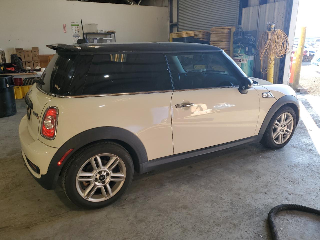 2013 Mini Cooper S VIN: WMWSV3C55DT393952 Lot: 83078664