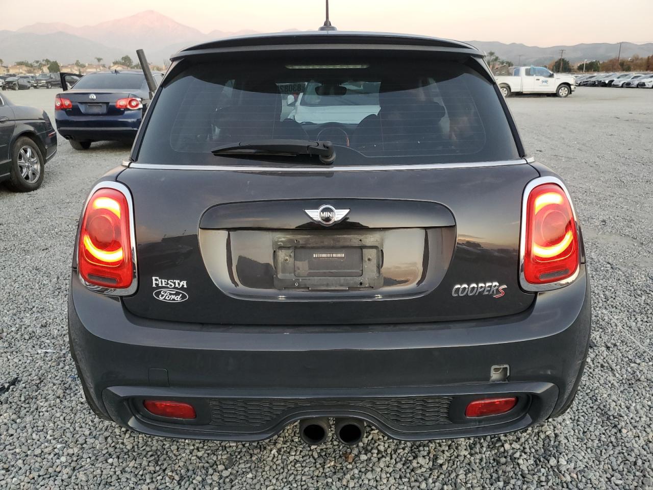 2015 Mini Cooper S VIN: WMWXP7C51F2A35055 Lot: 83082834