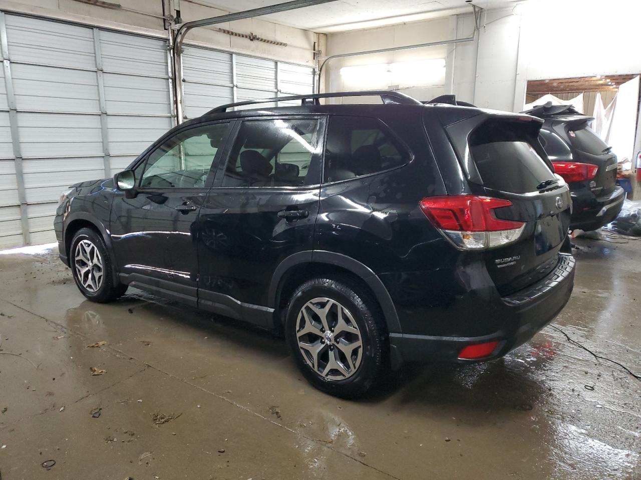 2019 Subaru Forester Premium VIN: JF2SKAGC2KH457925 Lot: 86585264