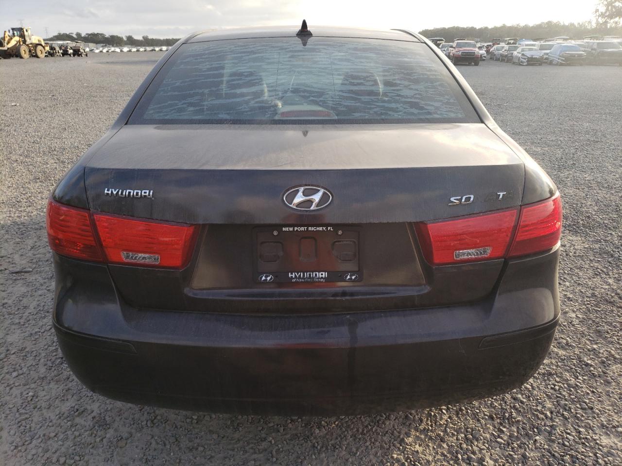 2009 Hyundai Sonata Gls VIN: 5NPET46C09H472057 Lot: 84060444