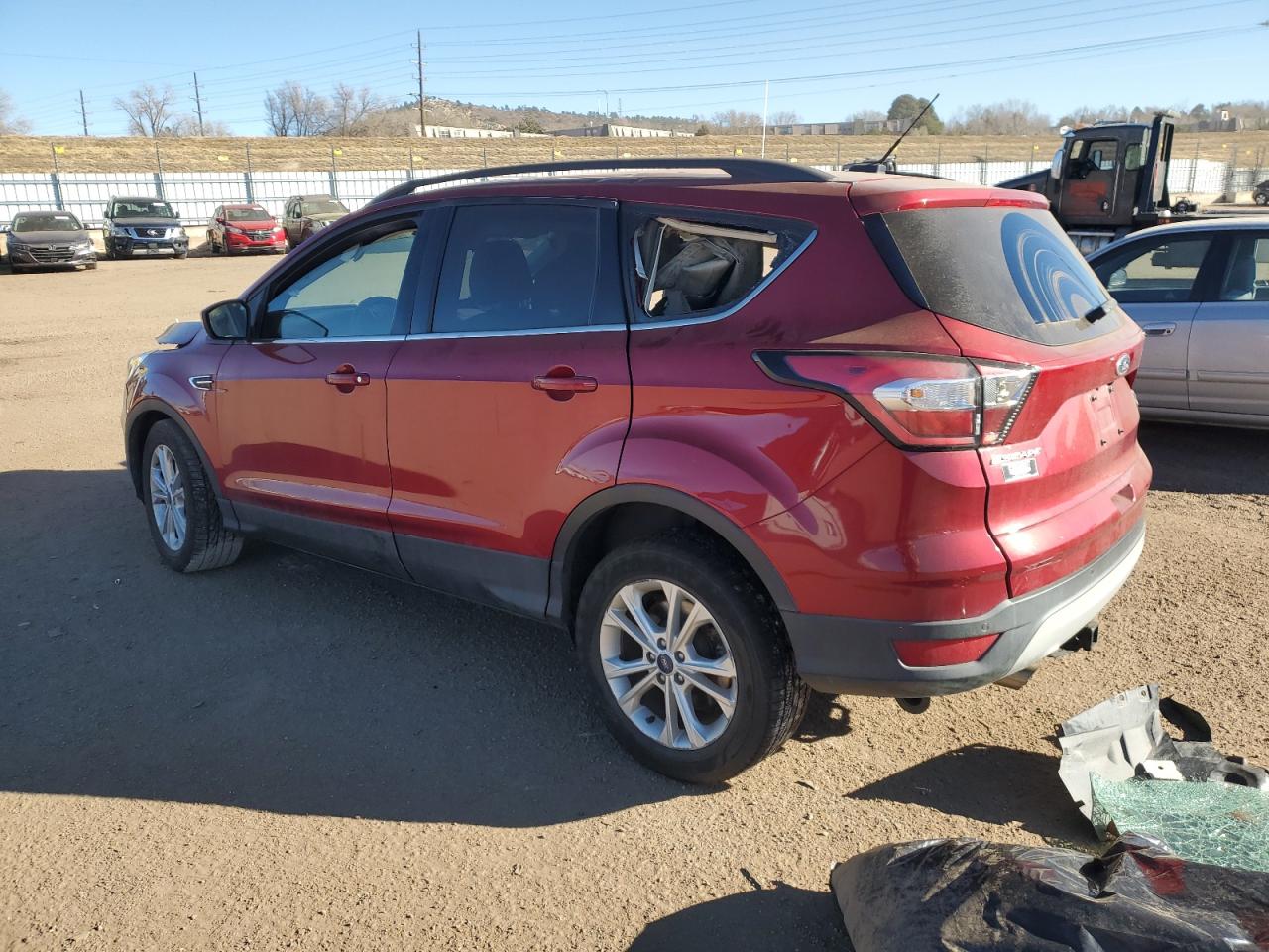 1FMCU9G98HUC66456 2017 Ford Escape Se