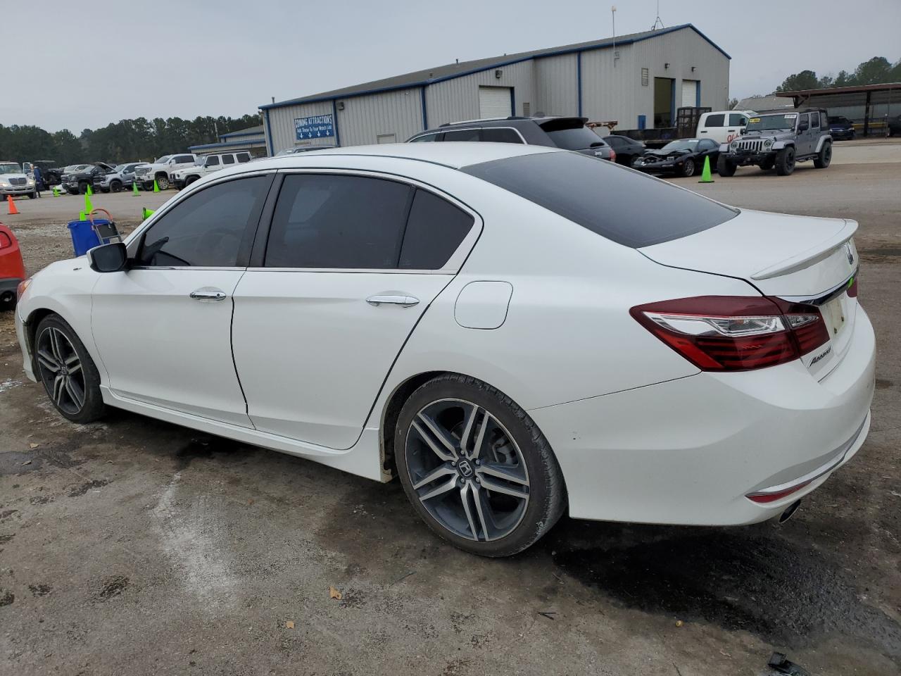 1HGCR2F56HA239237 2017 Honda Accord Sport