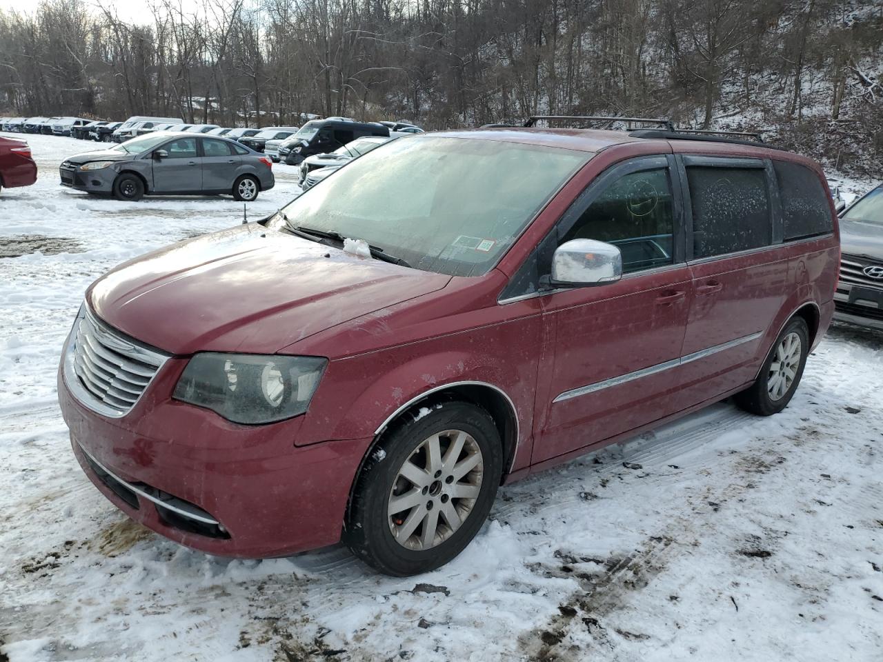 2A4RR8DG8BR683958 2011 Chrysler Town & Country Touring L