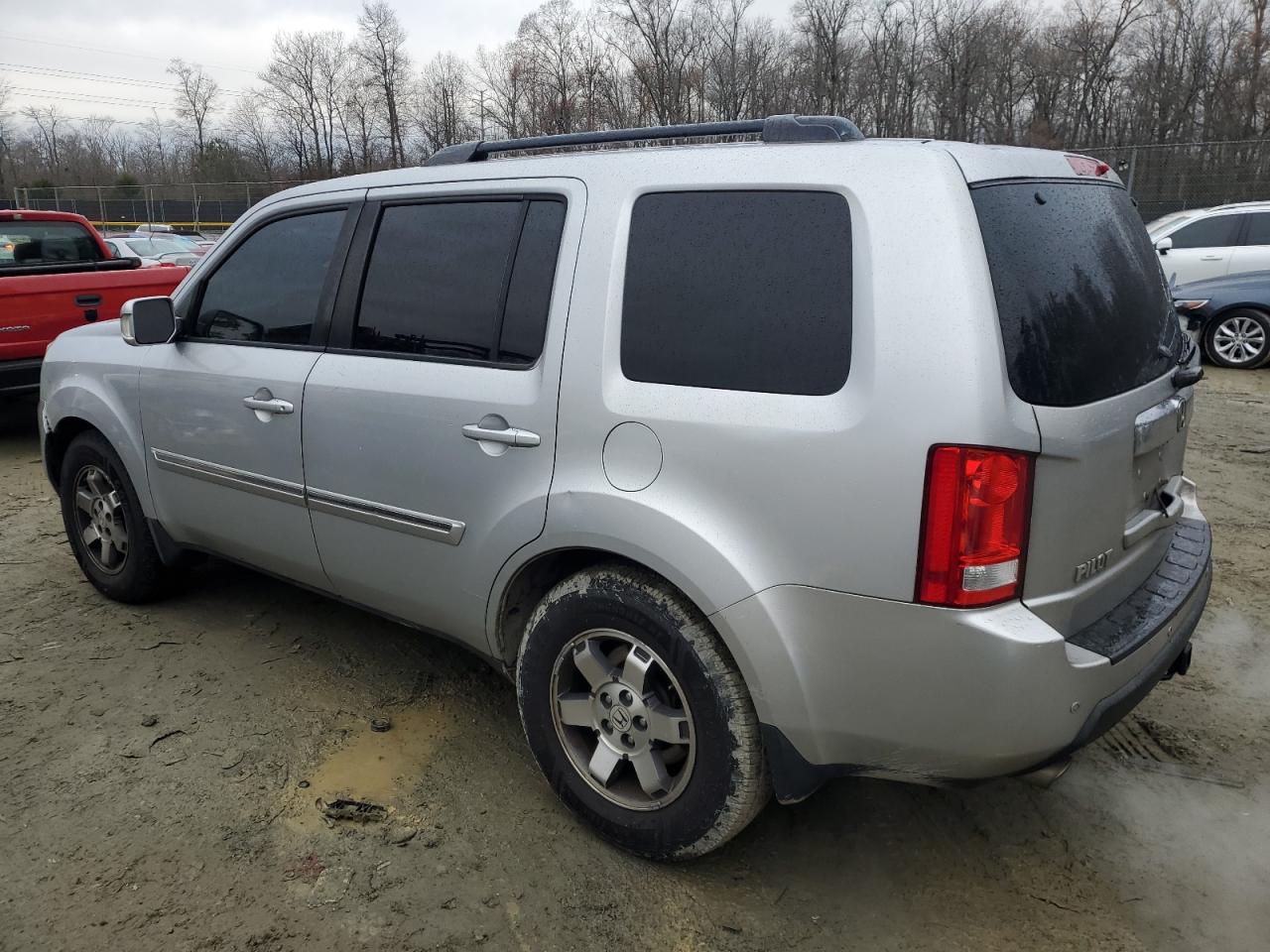 2010 Honda Pilot Touring VIN: 5FNYF4H8XAB028202 Lot: 85979164