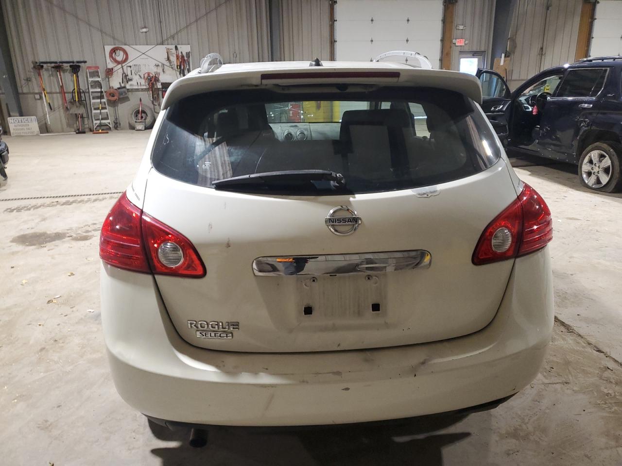 JN8AS5MT5EW100555 2014 Nissan Rogue Select S