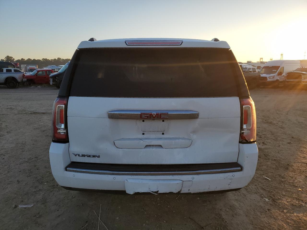 2019 GMC Yukon Denali VIN: 1GKS1CKJ6KR122376 Lot: 85943414