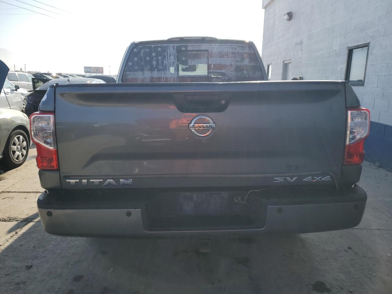 2017 Nissan Titan Sv VIN: 1N6AA1E51HN532333 Lot: 83570144