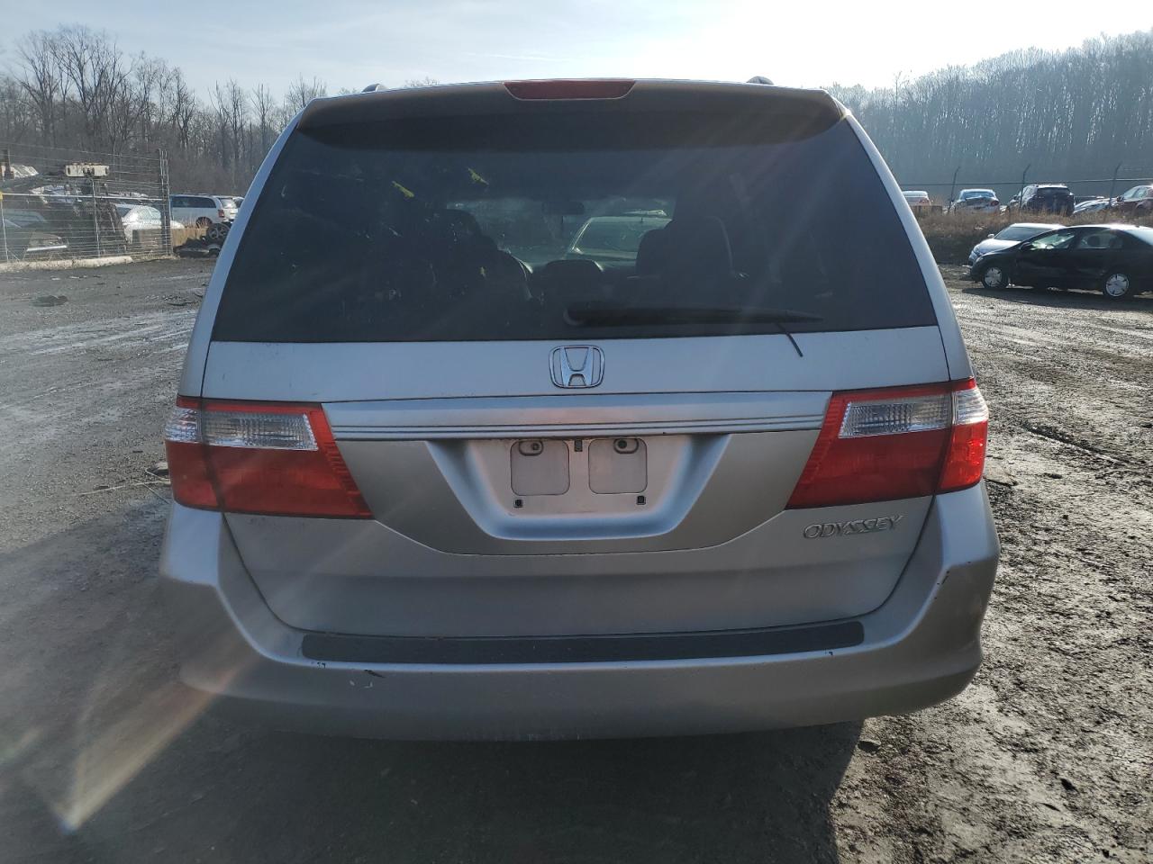 2005 Honda Odyssey Ex VIN: 5FNRL38405B409664 Lot: 84846754