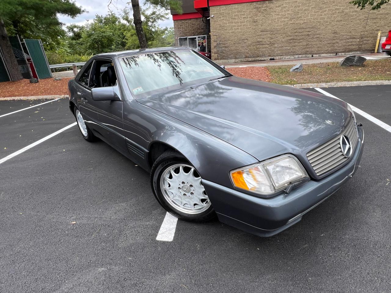 1995 Mercedes-Benz Sl 320 VIN: WDBFA63E5SF111028 Lot: 83702644