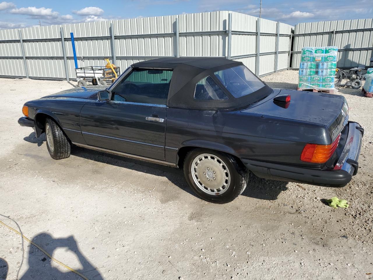 1986 Mercedes-Benz 560 Sl VIN: XDBBA48D8GA054833 Lot: 83746724