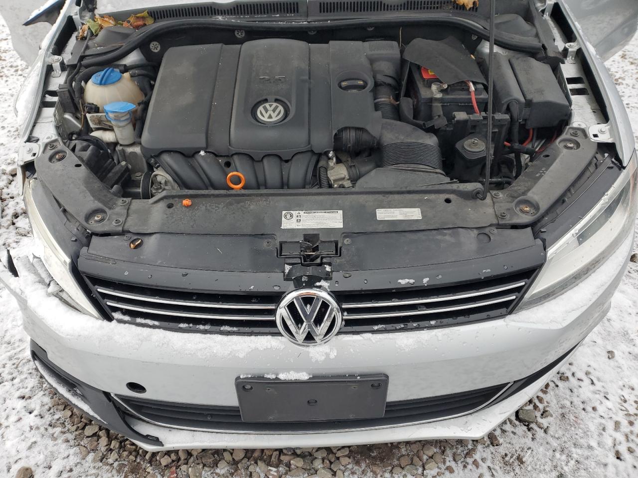 3VWDX7AJ6DM364162 2013 Volkswagen Jetta Se