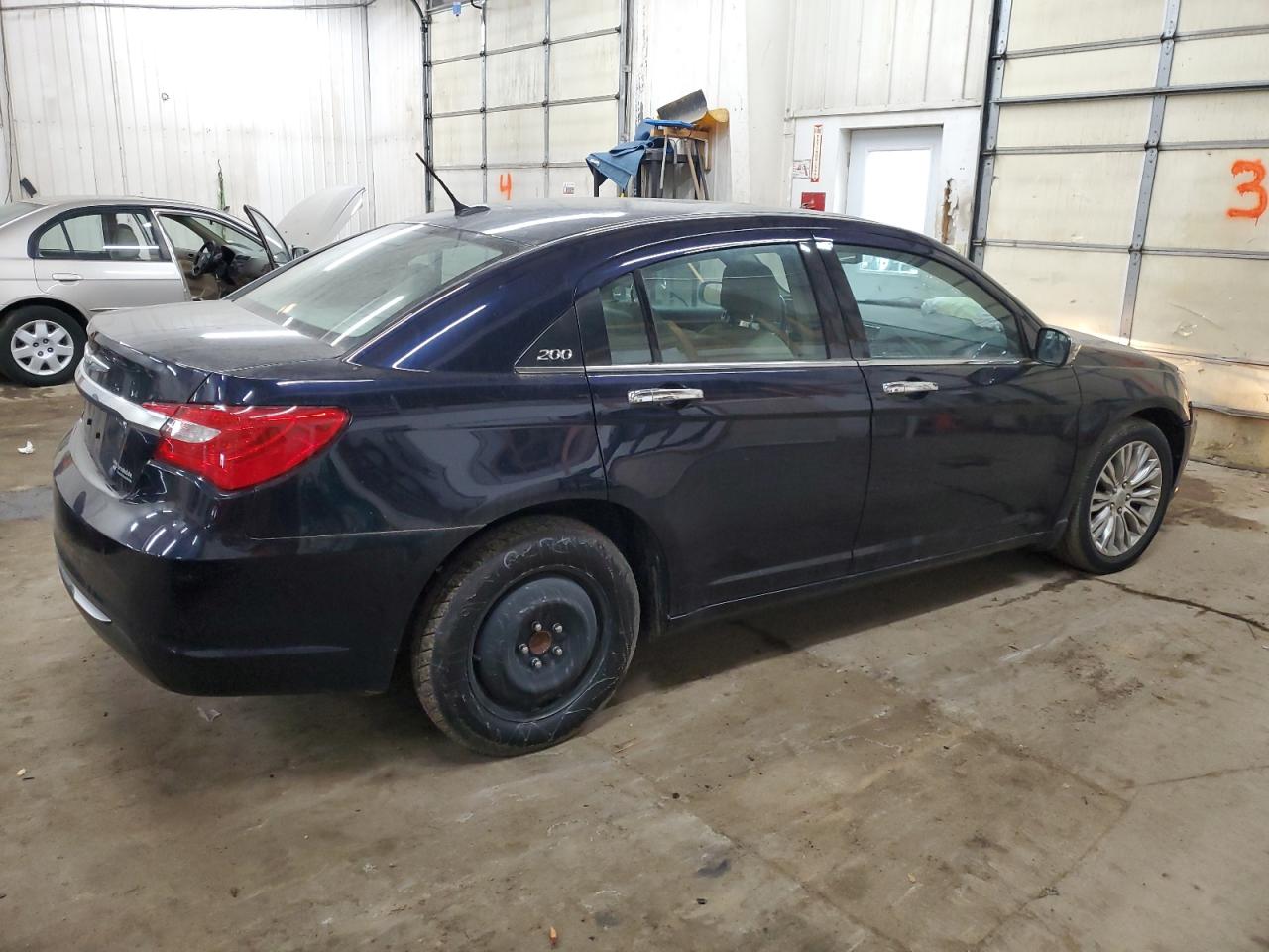 2012 Chrysler 200 Limited VIN: 1C3CCBCB7CN277530 Lot: 85310324