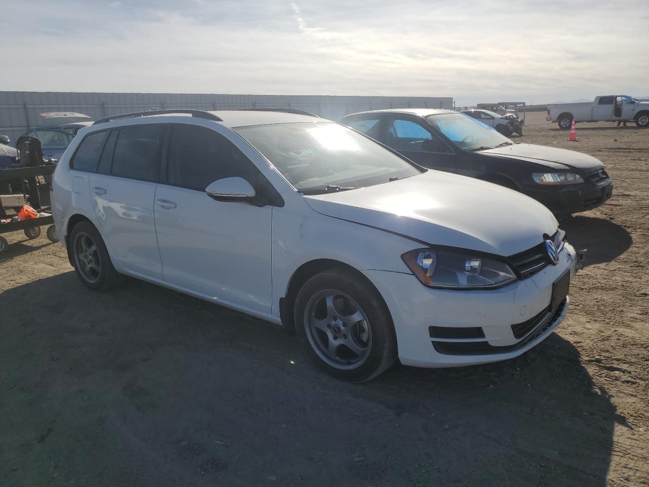 2017 Volkswagen Golf Sportwagen S VIN: 3VW017AU2HM530578 Lot: 86482494