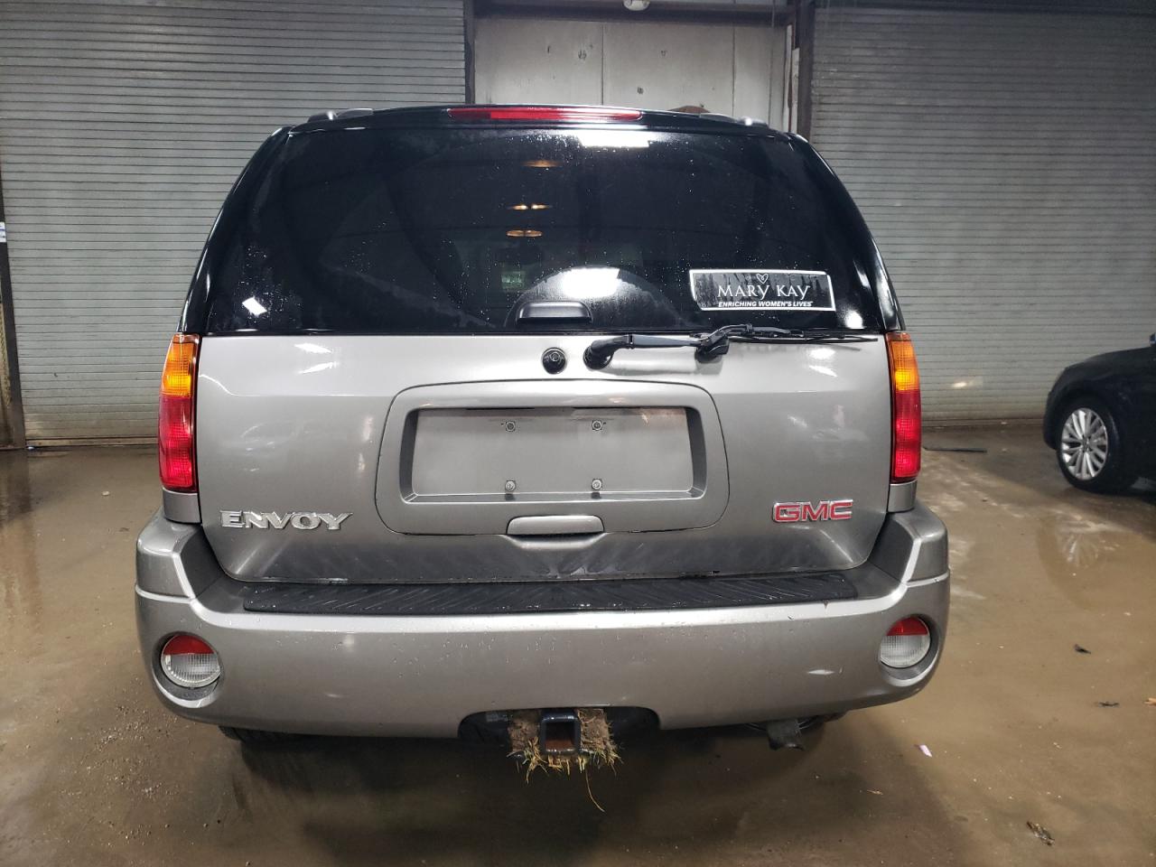 2005 GMC Envoy VIN: 1GKDT13S952334233 Lot: 85115854