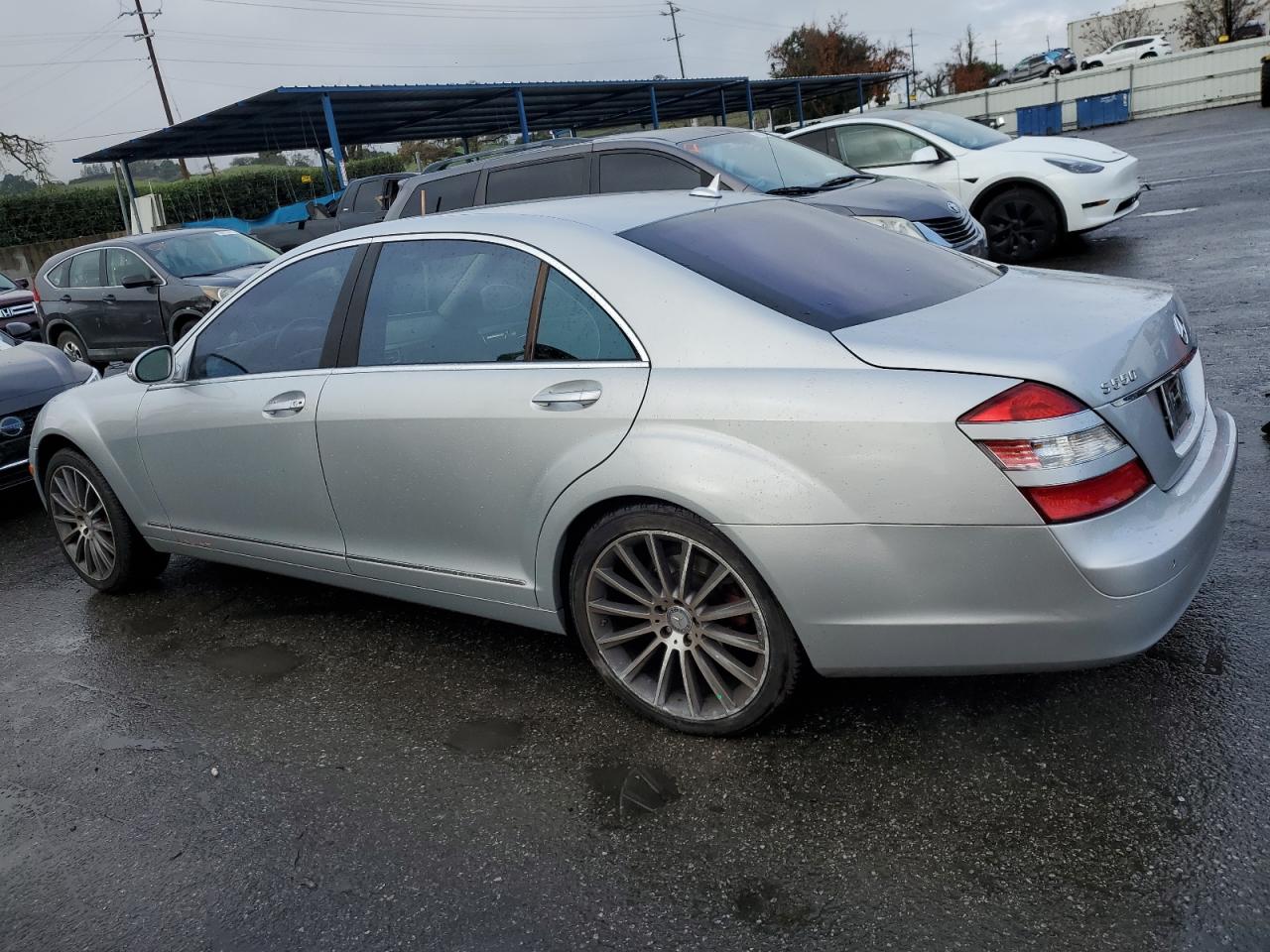 2007 Mercedes-Benz S 550 VIN: WDDNG71X07A084725 Lot: 86860364