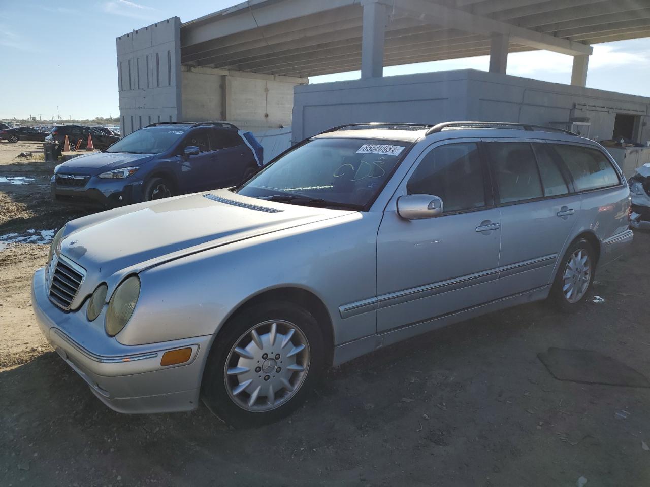 2000 Mercedes-Benz E 320 VIN: WDBJH65J2YB067490 Lot: 85840934