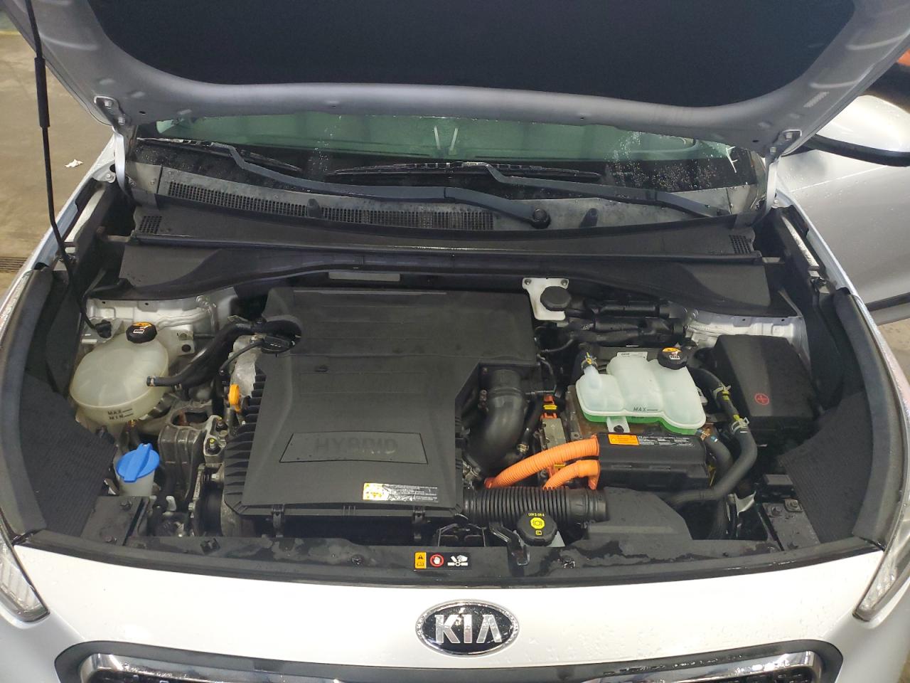 KNDCB3LC8H5054255 2017 Kia Niro Fe