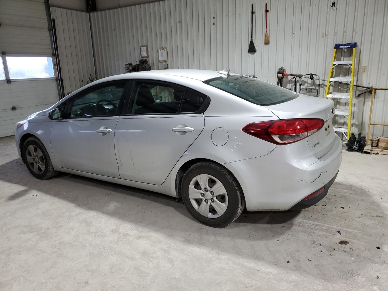 2017 Kia Forte Lx VIN: 3KPFK4A73HE081148 Lot: 86507054