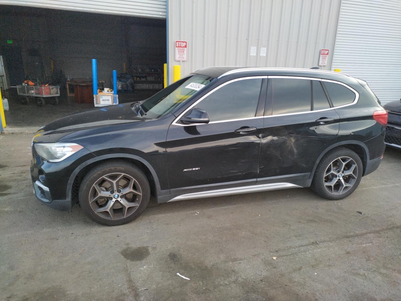 WBXHT3C3XGP886320 2016 BMW X1 xDrive28I