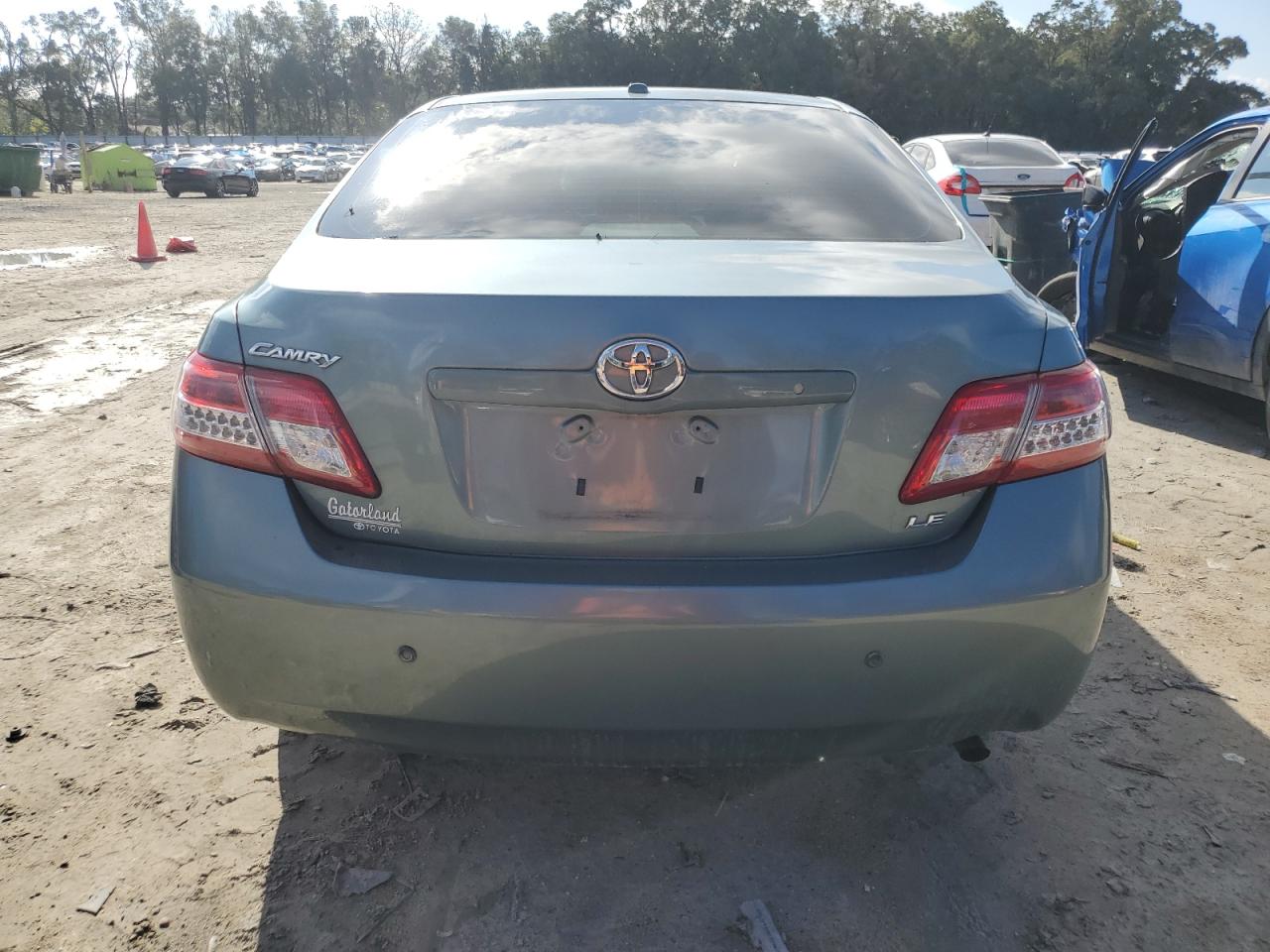 4T1BF3EK3BU639256 2011 Toyota Camry Base