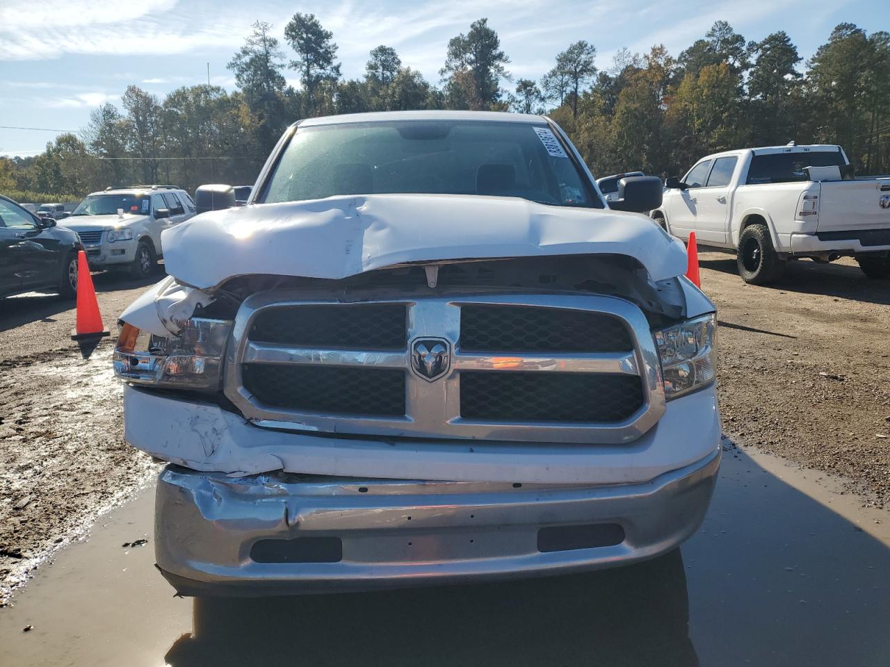 3C6JR6DT6KG536152 2019 Ram 1500 Classic Tradesman