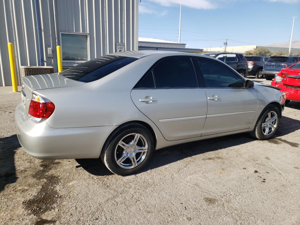 2005 Toyota Camry Le VIN: 4T1BE32K95U422998 Lot: 83457054