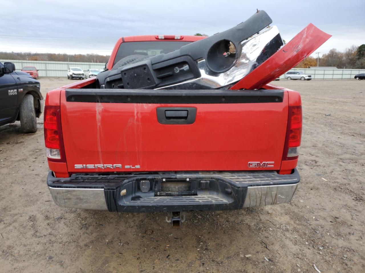 2008 GMC Sierra C1500 VIN: 1GTEC19C68Z124863 Lot: 84802784