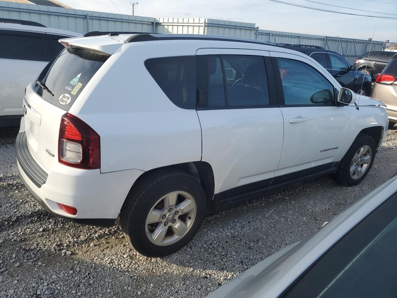 2016 Jeep Compass Latitude VIN: 1C4NJCEAXGD666176 Lot: 83865494