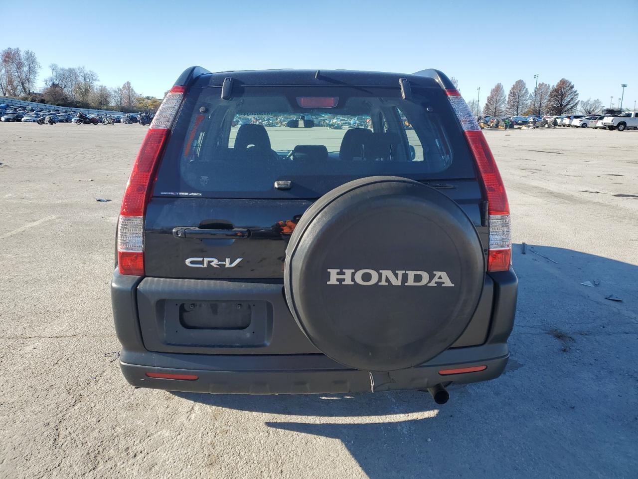 JHLRD78595C049050 2005 Honda Cr-V Lx