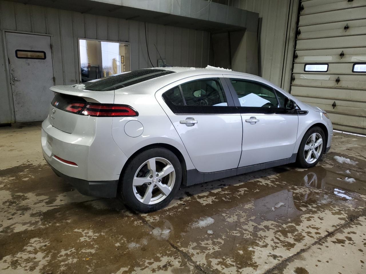 2013 Chevrolet Volt VIN: 1G1RA6E46DU121609 Lot: 86264054