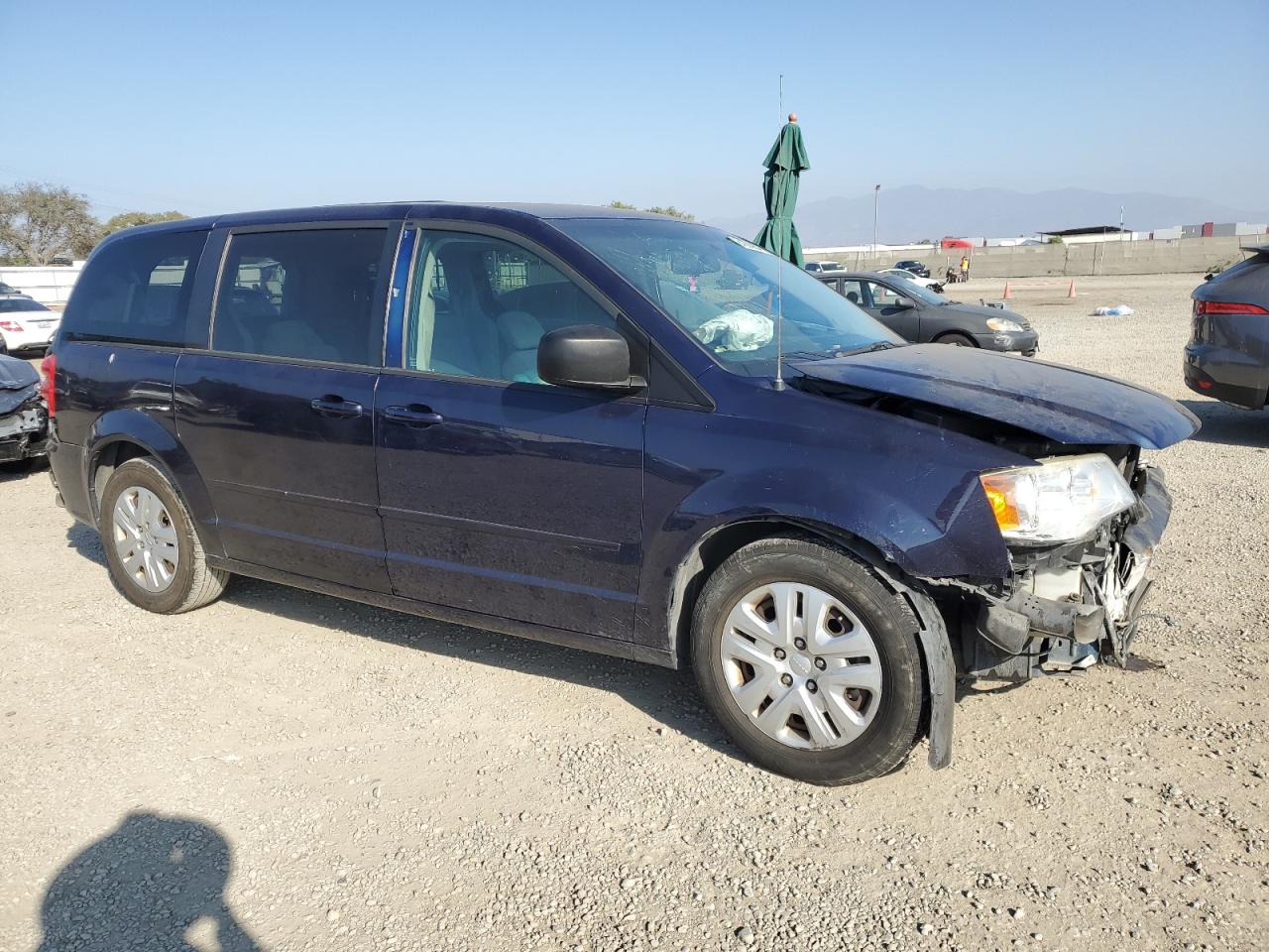 2C4RDGBG1FR607893 2015 Dodge Grand Caravan Se