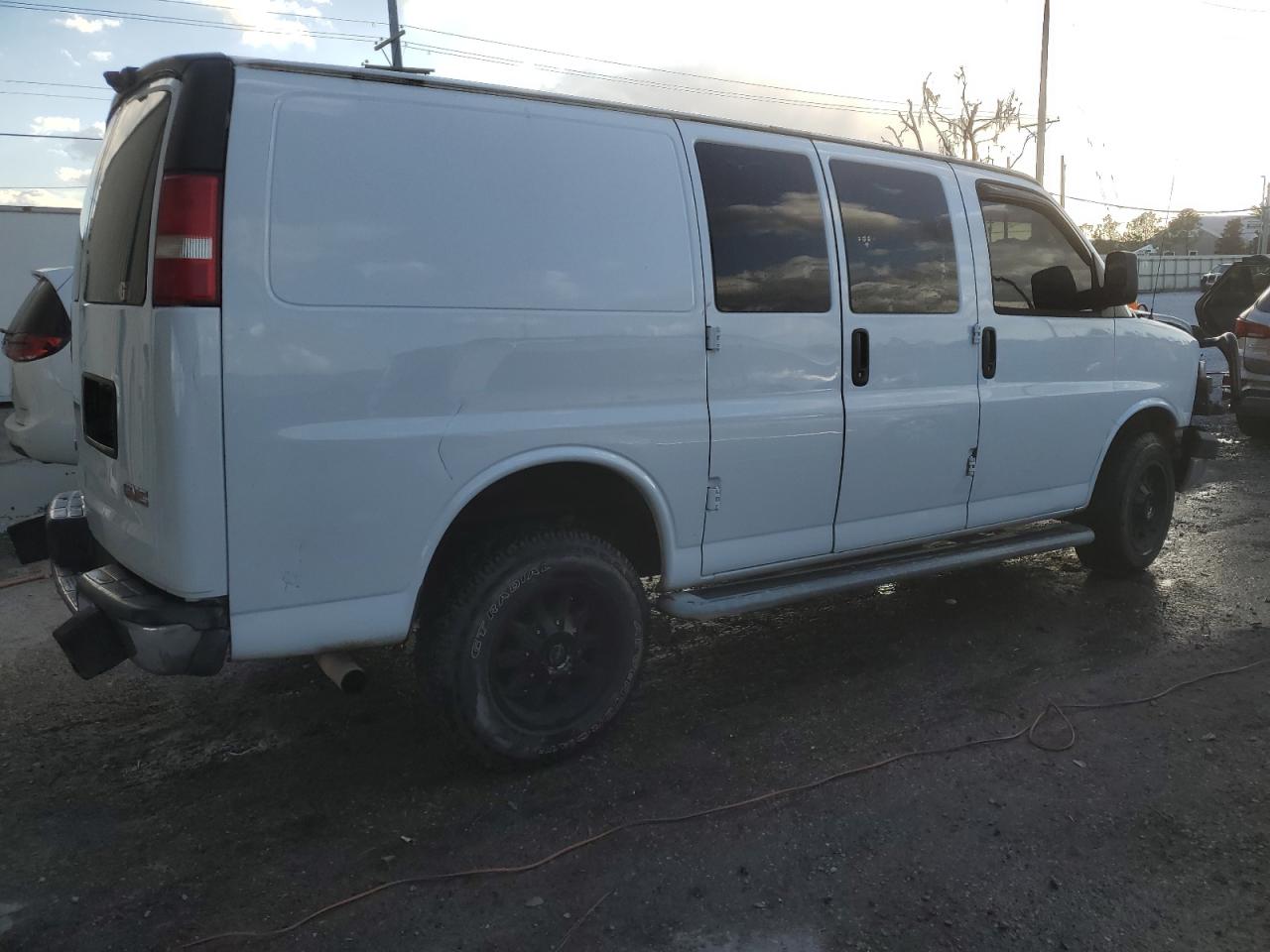 2017 GMC Savana G2500 VIN: 1GTW7AFF7H1906076 Lot: 86263474