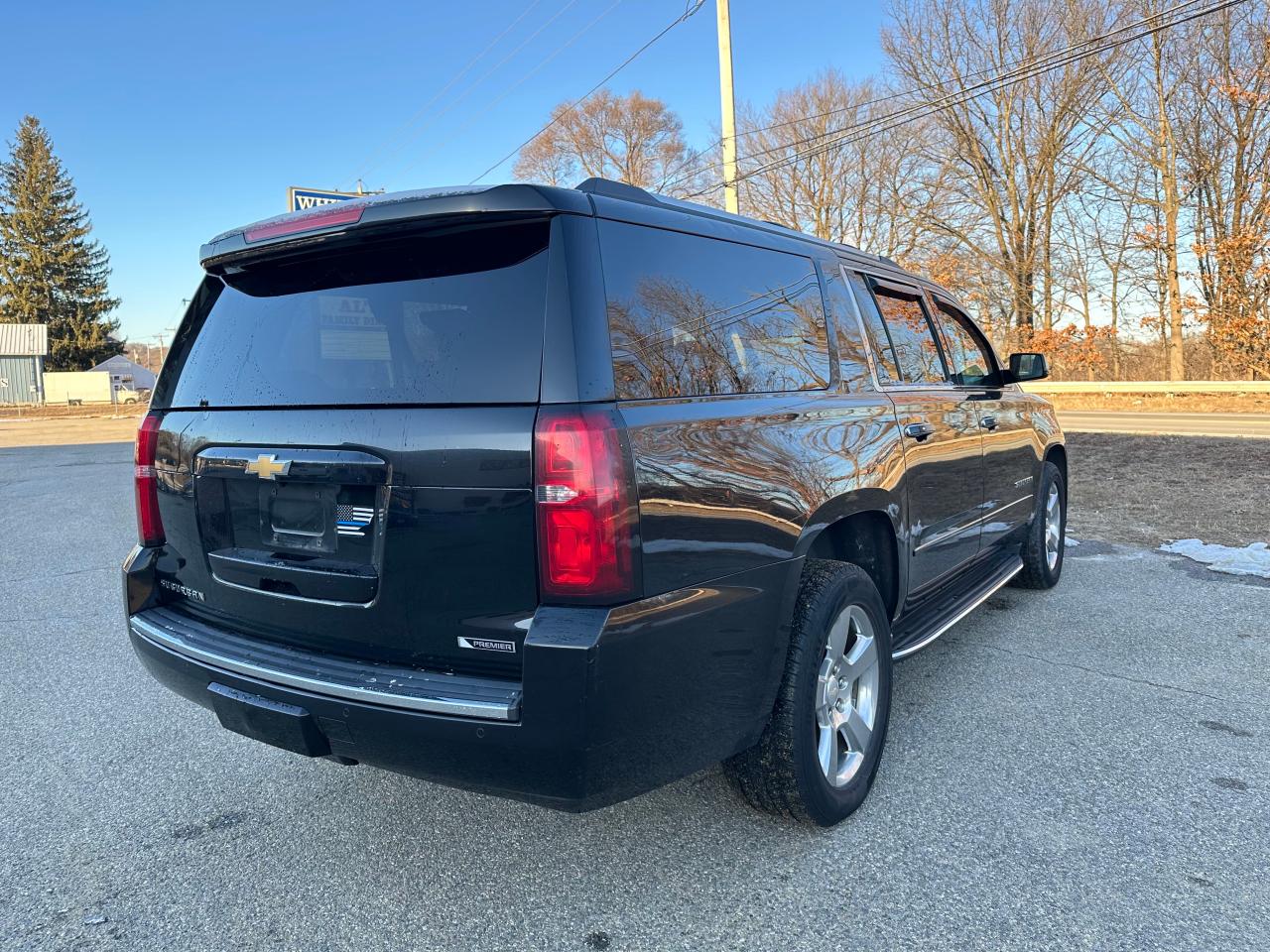 2017 Chevrolet Suburban K1500 Premier VIN: 1GNSKJKC8HR319709 Lot: 87132904