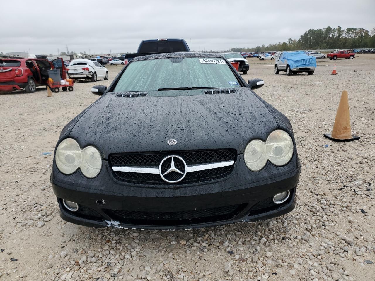 2007 Mercedes-Benz Sl 550 VIN: WDBSK71F07F130185 Lot: 83489924