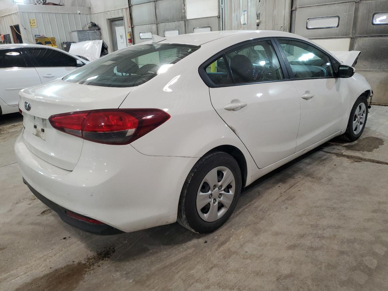 2018 Kia Forte Lx VIN: 3KPFK4A79JE244245 Lot: 85910394