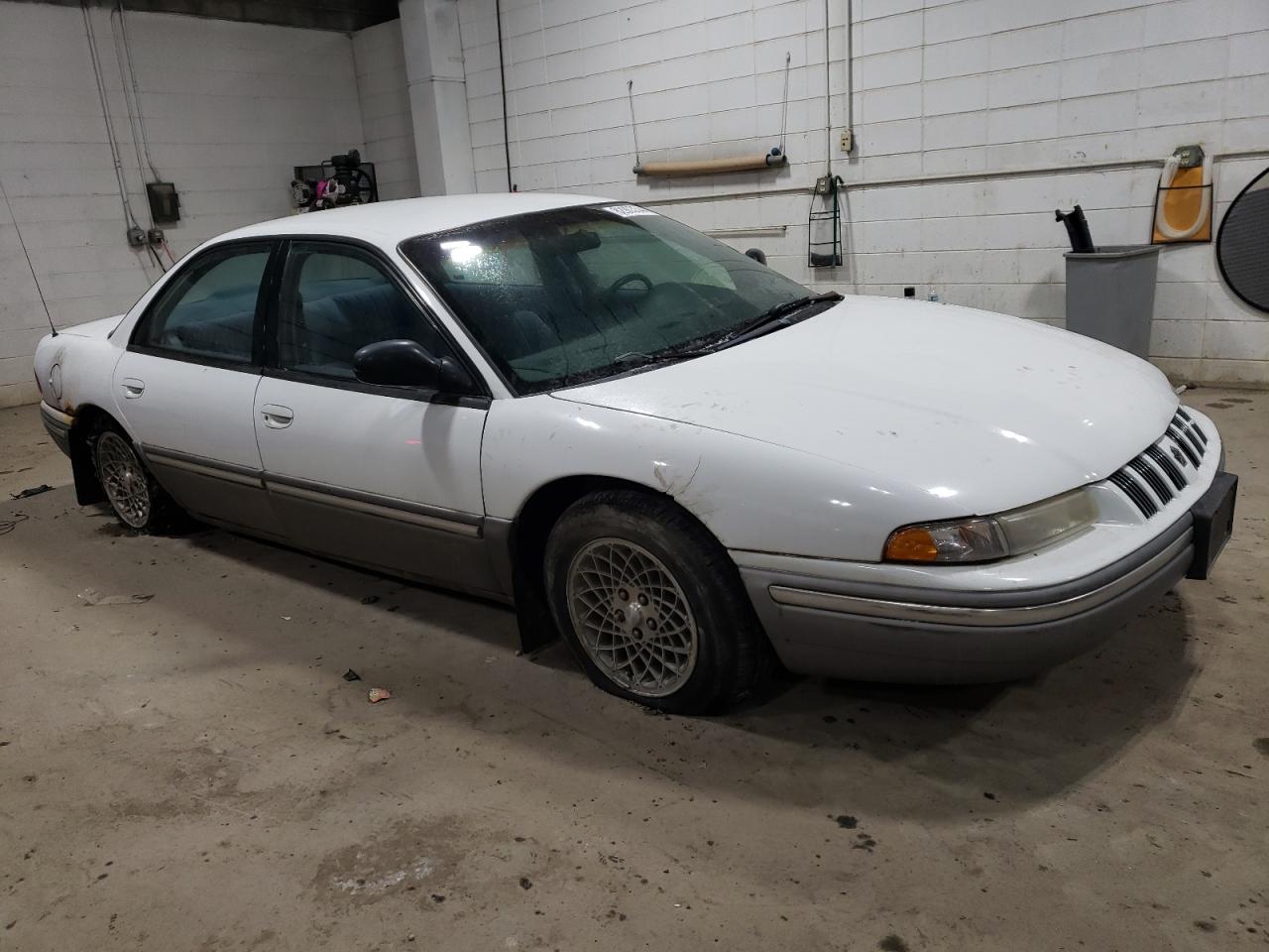 1993 Chrysler Concorde VIN: 2C3EL56T1PH575522 Lot: 82903344